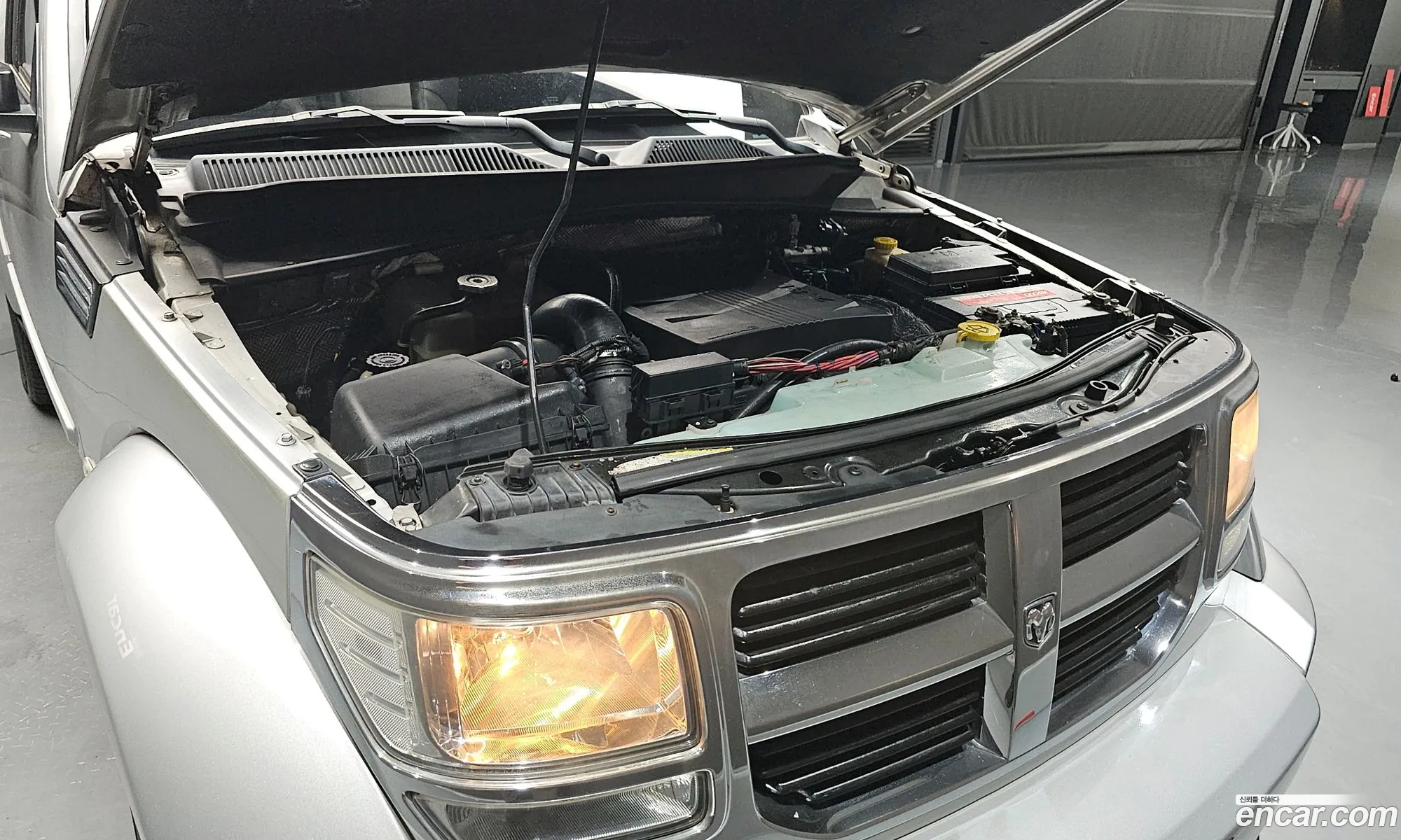 Dodge Nitro 28 Diesel - фотография 3543526