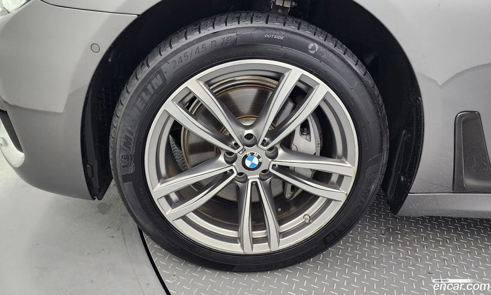 BMW 7 Series G11 740D xDrive M Sports - фотография 6631359