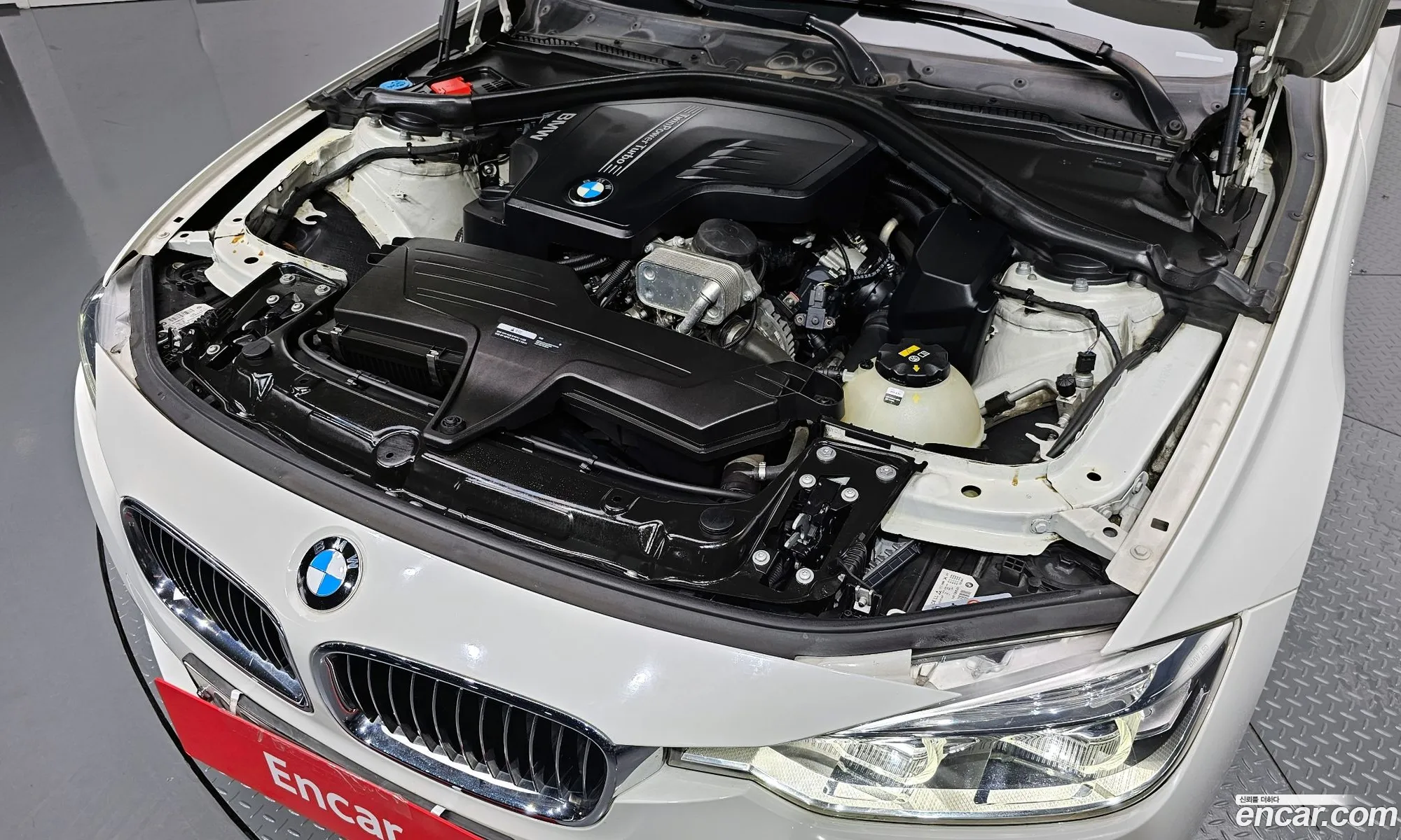 BMW 3 Series F30 320I Luxury - фотография 6743441