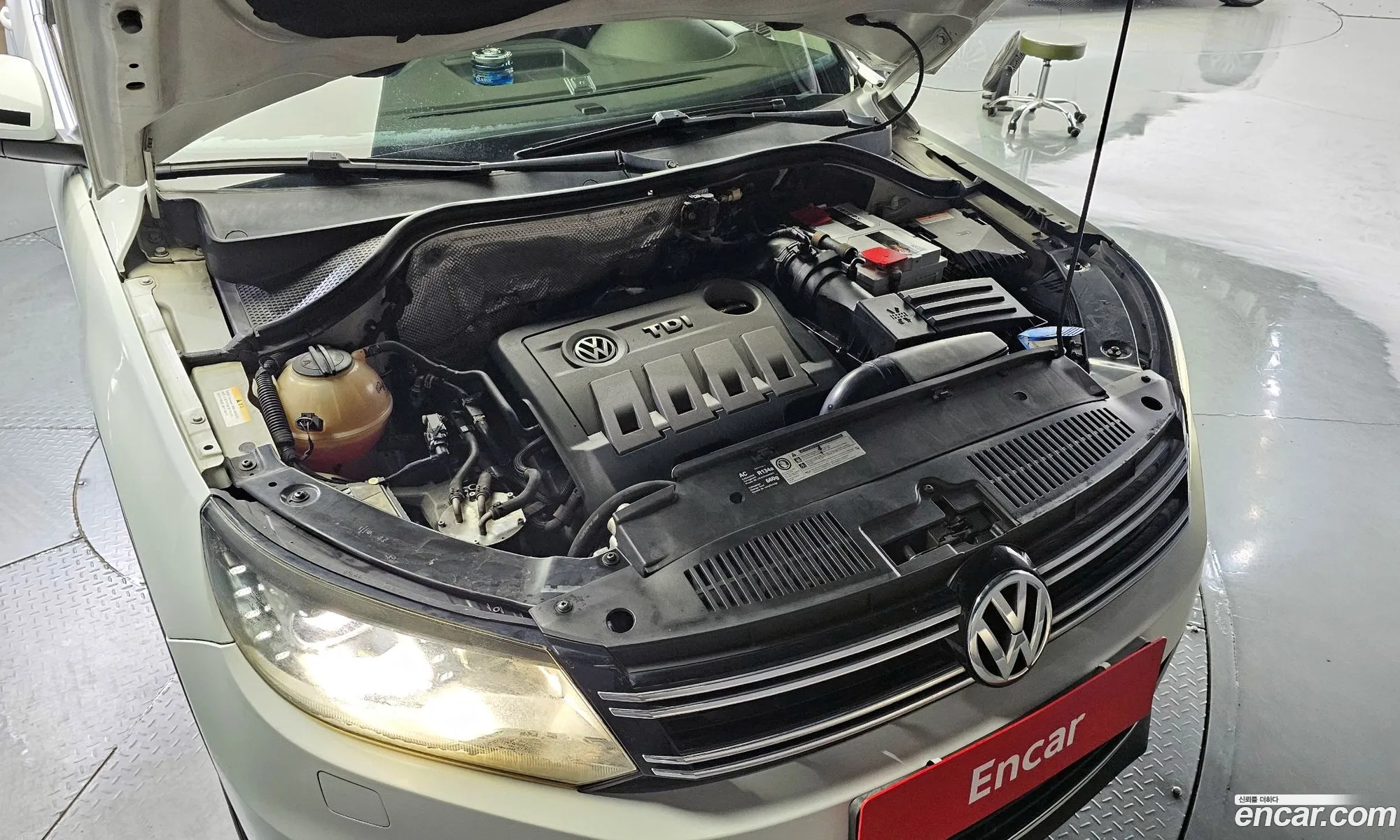 Volkswagen New Tiguan 20 Tdi Comfort 5N - фотография 8274812