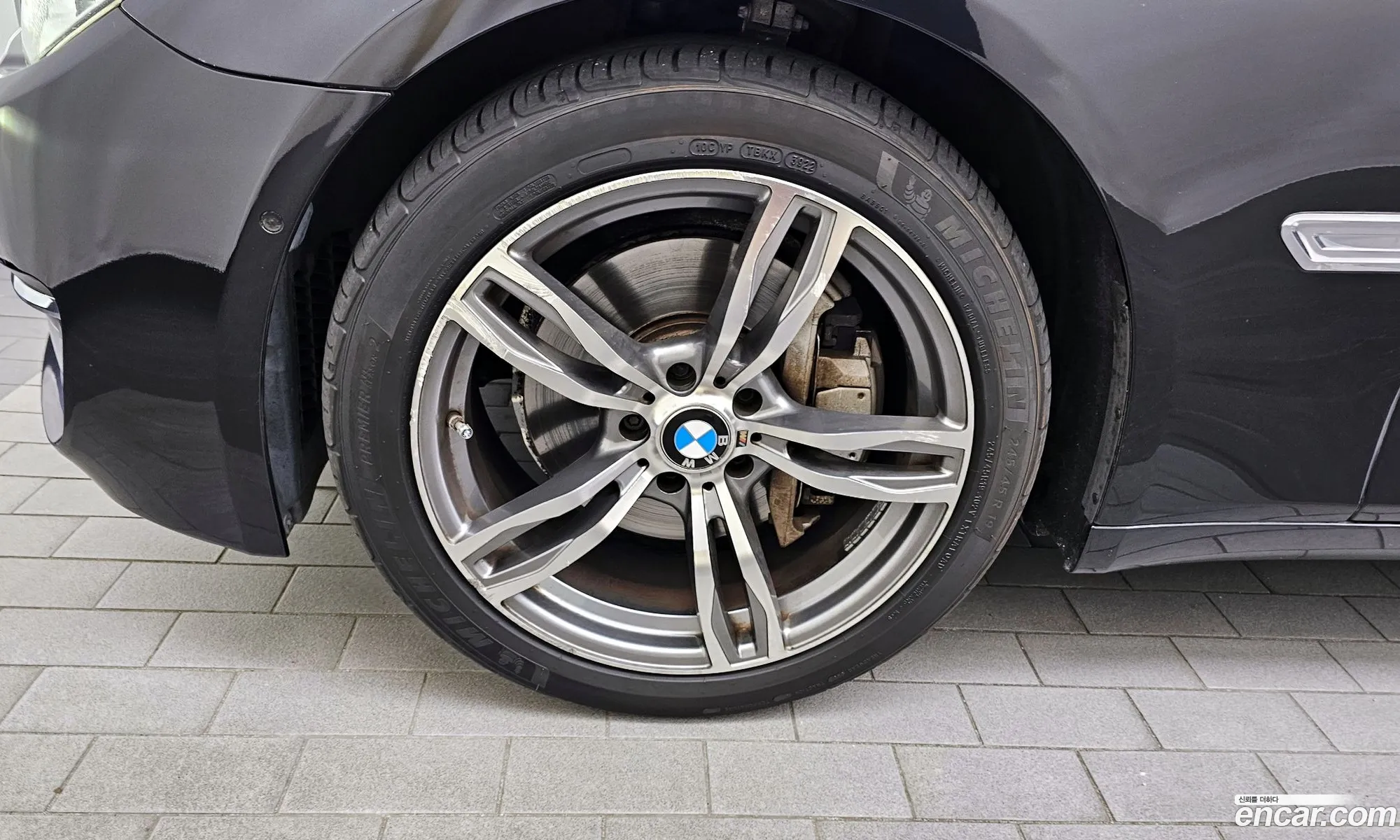 BMW 7 Series F01 730Ld - фотография 12283269