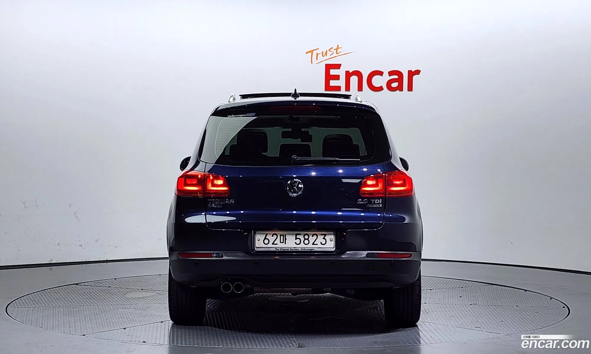 Volkswagen New Tiguan 20 Tdi Premium 5N - фотография 7820332