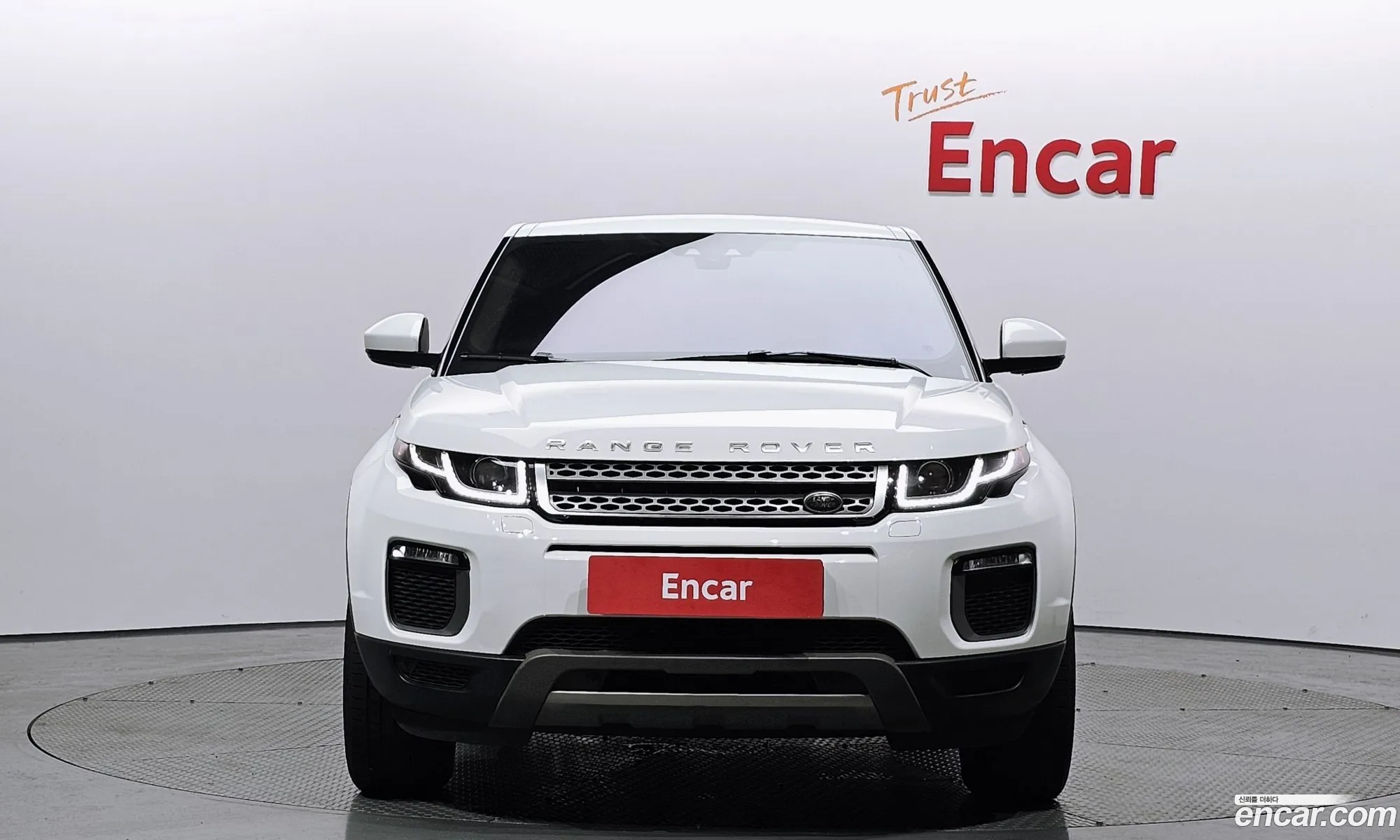 Land Rover Range Rover Evoque 20 Td4 Se - фотография 7137325