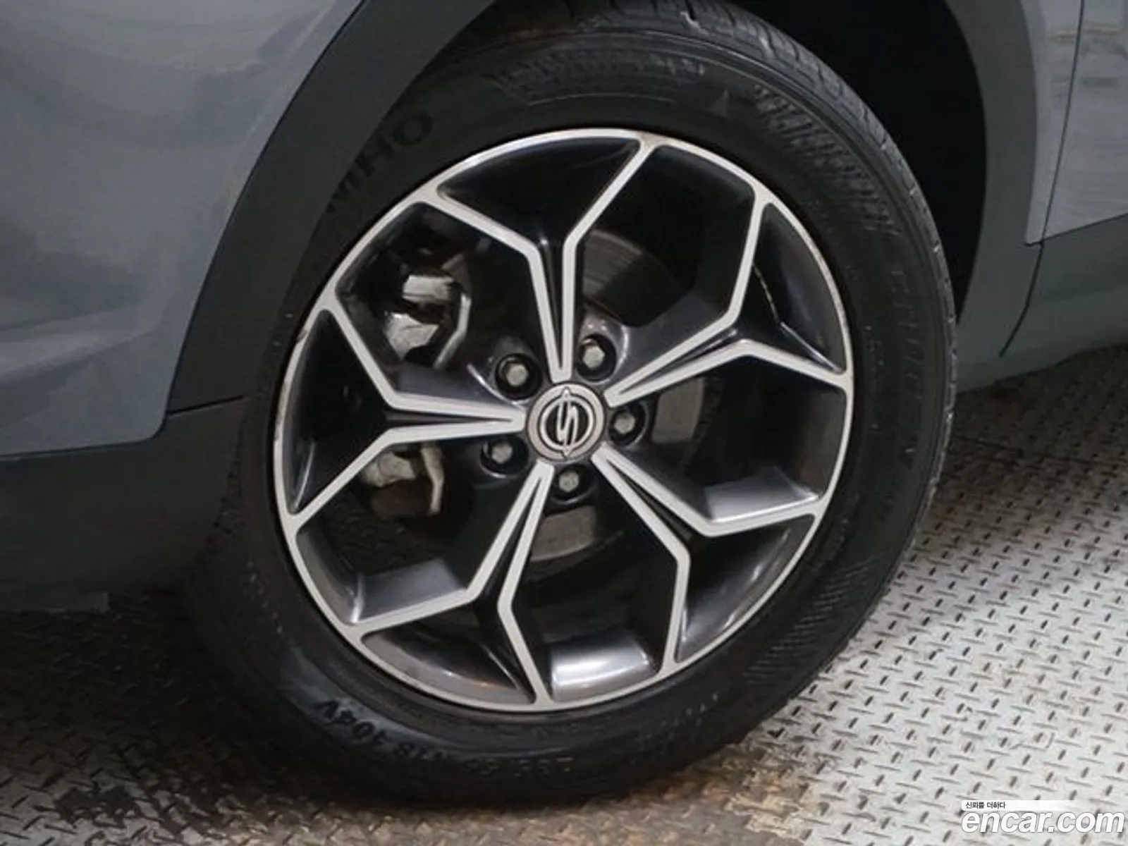 Kg Mobility Ssangyong Beautiful Korando Gasoline 15 4Wd C5 Plus - фотография 8481233