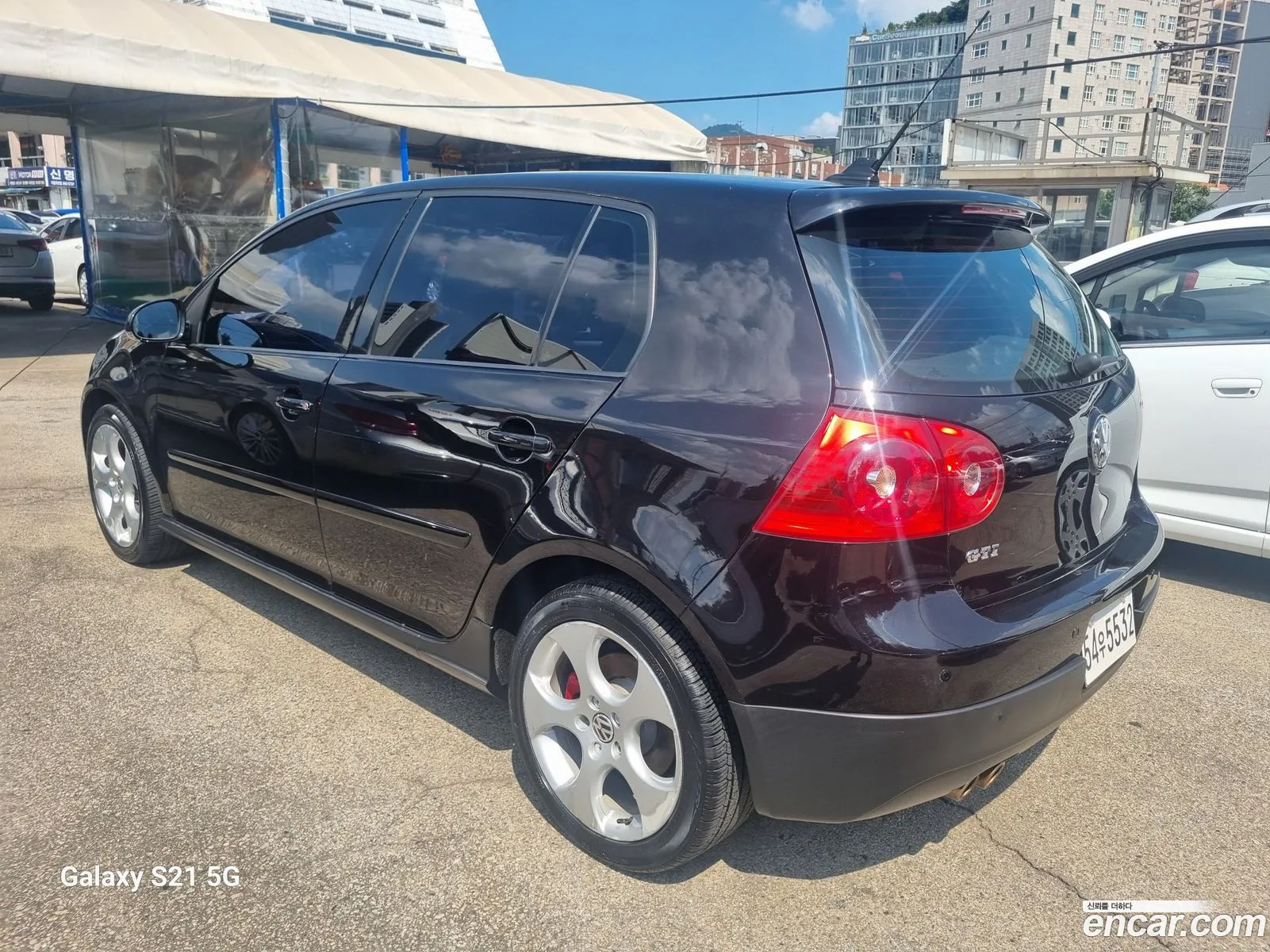 Volkswagen Golf 5Th Generation 20 Gti 5-Door - фотография 7820321