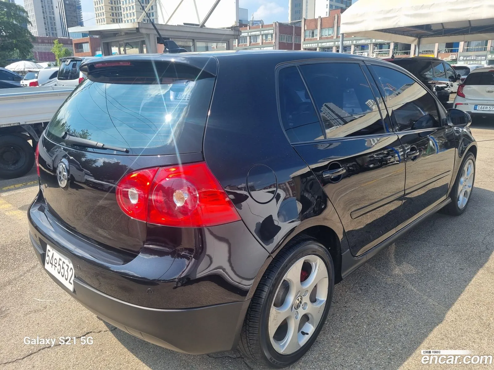 Volkswagen Golf 5Th Generation 20 Gti 5-Door - фотография 7820322