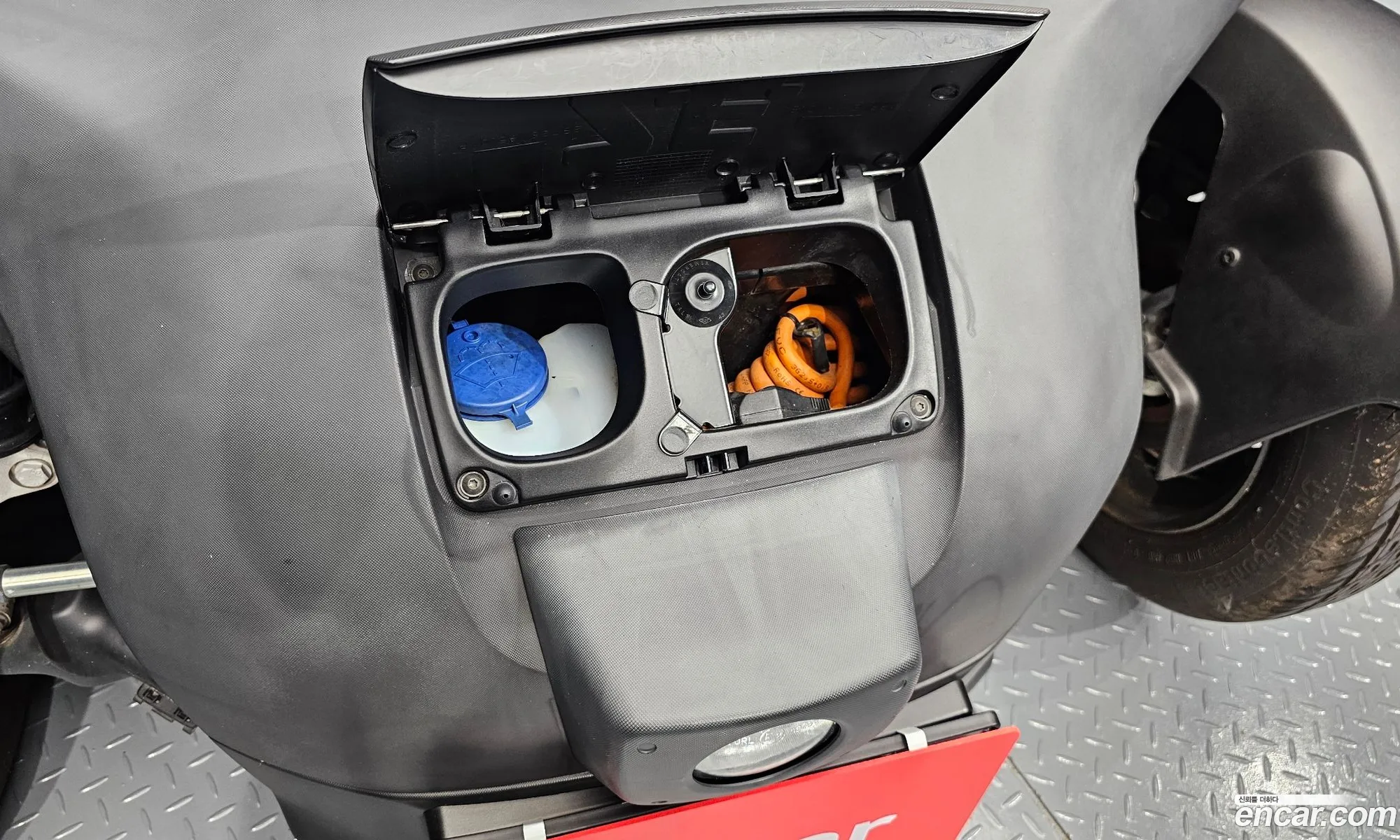 Renault Korea Samsung Twizy Life 2-Seater - фотография 6844645