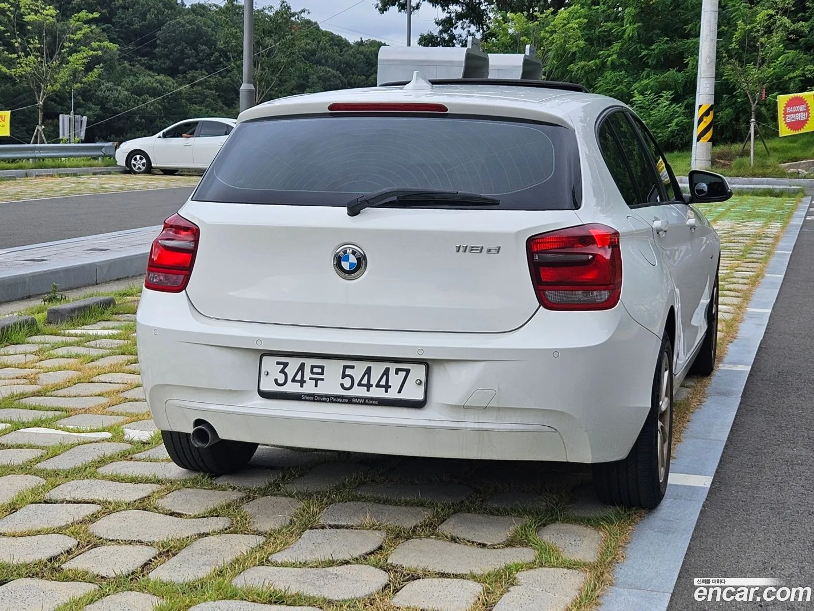 BMW 1 Series F20 118D Urban 5-Door - фотография 6853719