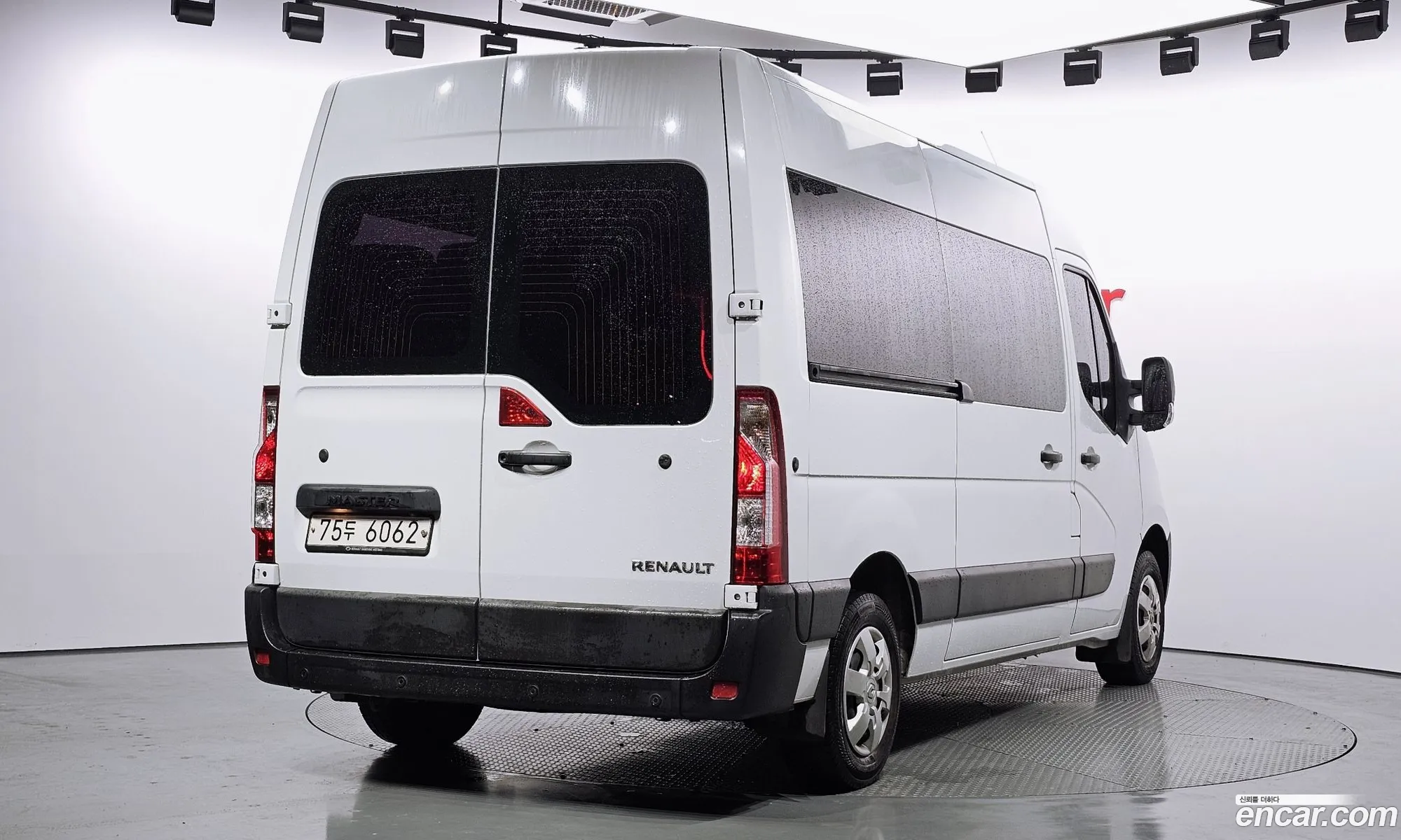 Renault Korea Samsung Master 23 15-Seater - фотография 7863548