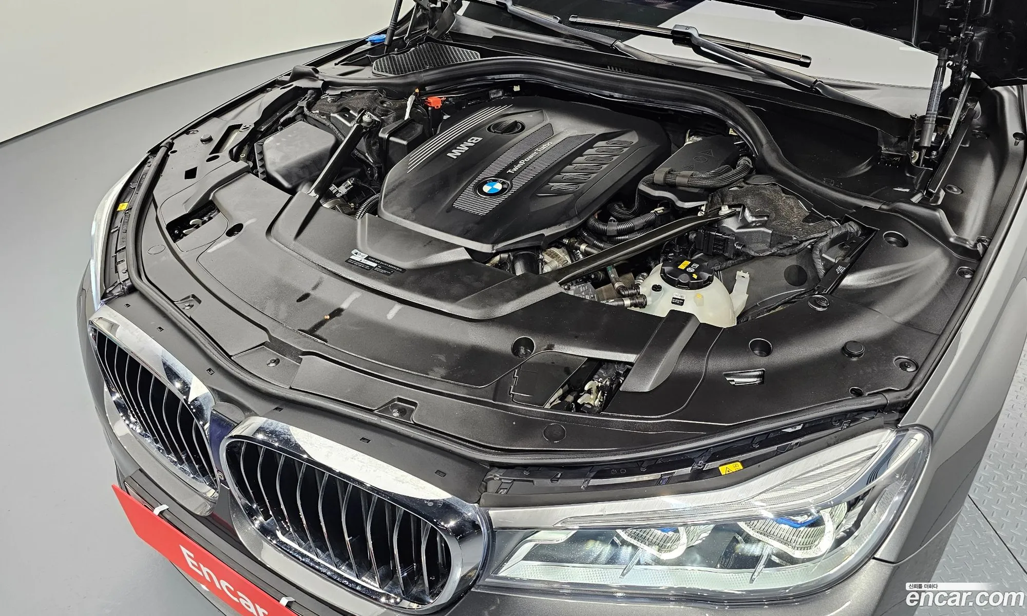 BMW 7 Series G11 730Ld xDrive M Sports - фотография 7227597