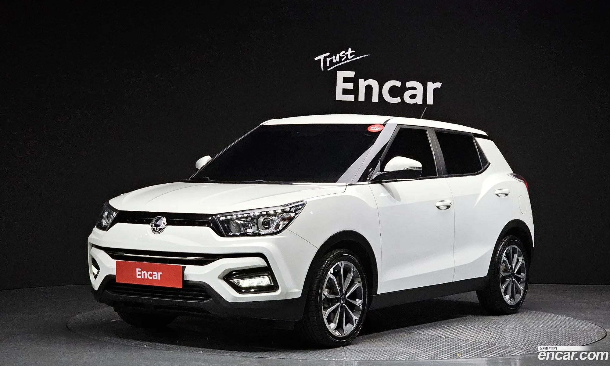 Kg Mobility Ssangyong Tivoli Armor Gear Edition 2Wd - фотография 8416485