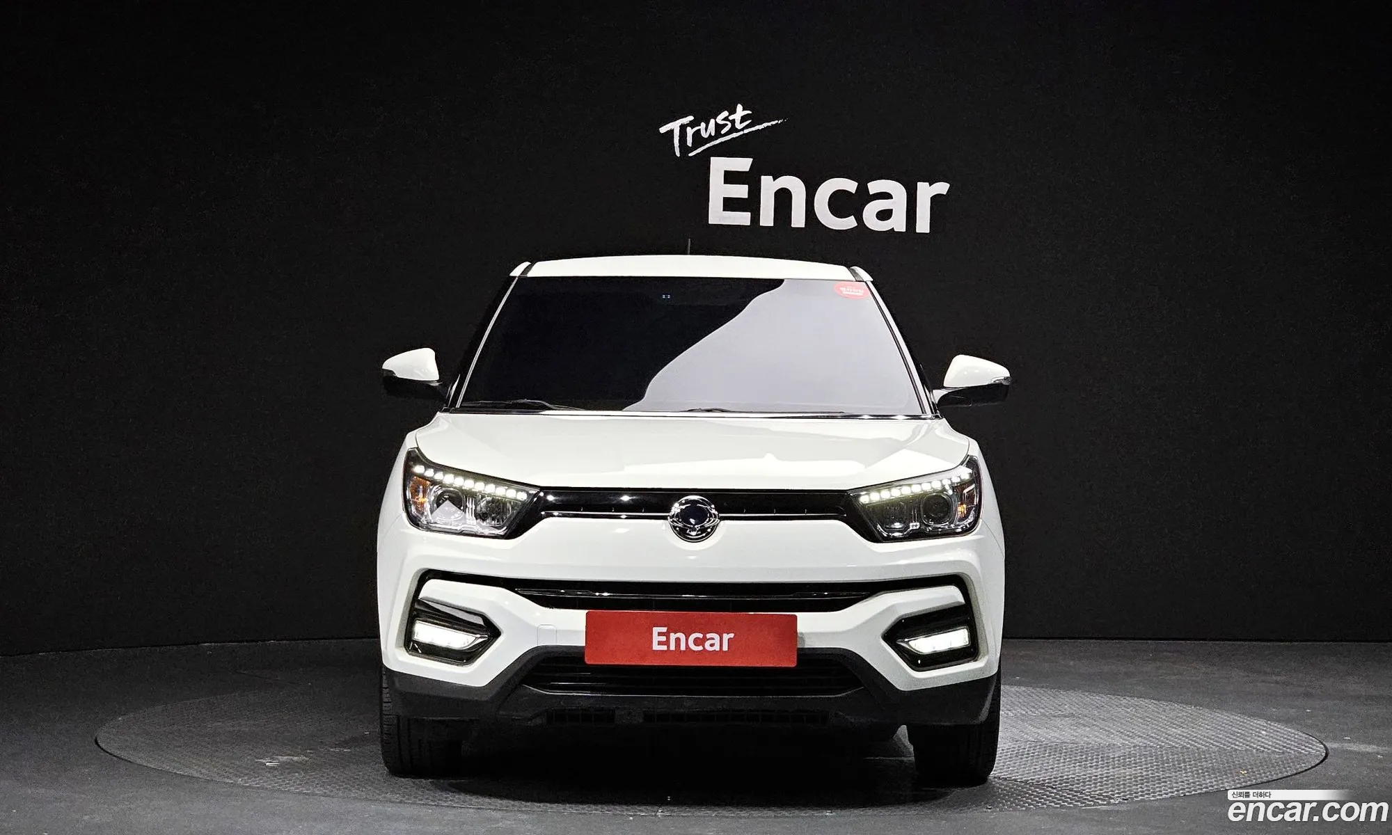 Kg Mobility Ssangyong Tivoli Armor Gear Edition 2Wd - фотография 8416487
