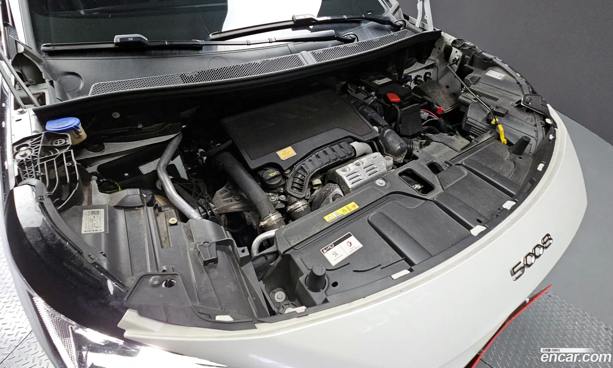 Peugeot 5008 2Nd Generation 12 Pure Tech Gt - фотография 4896303