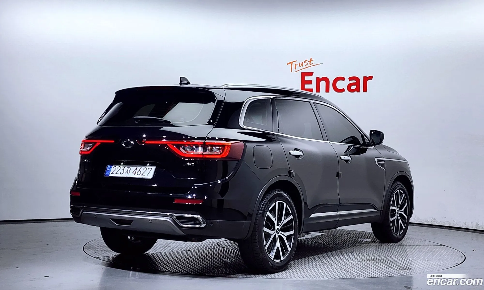 Renault Korea Samsung The New Qm6 20 Lpe Re Signature 2Wd - фотография 8720576
