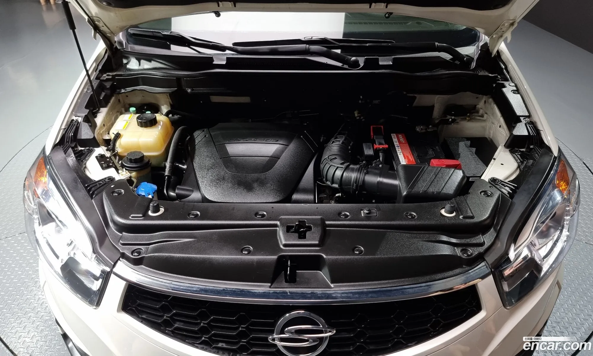 Kg Mobility Ssangyong New Korando C 20 Cvt 2Wd High-End Model - фотография 8342440