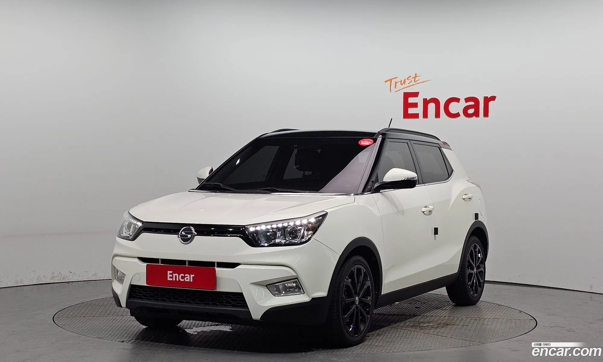 Kg Mobility Ssangyong Tivoli Diesel Lx 2Wd - фотография 7193239