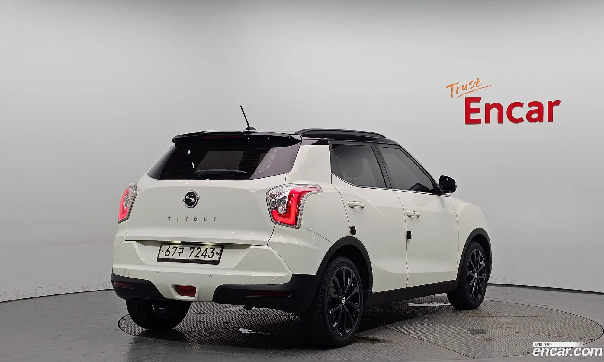 Kg Mobility Ssangyong Tivoli Diesel Lx 2Wd - фотография 7193240