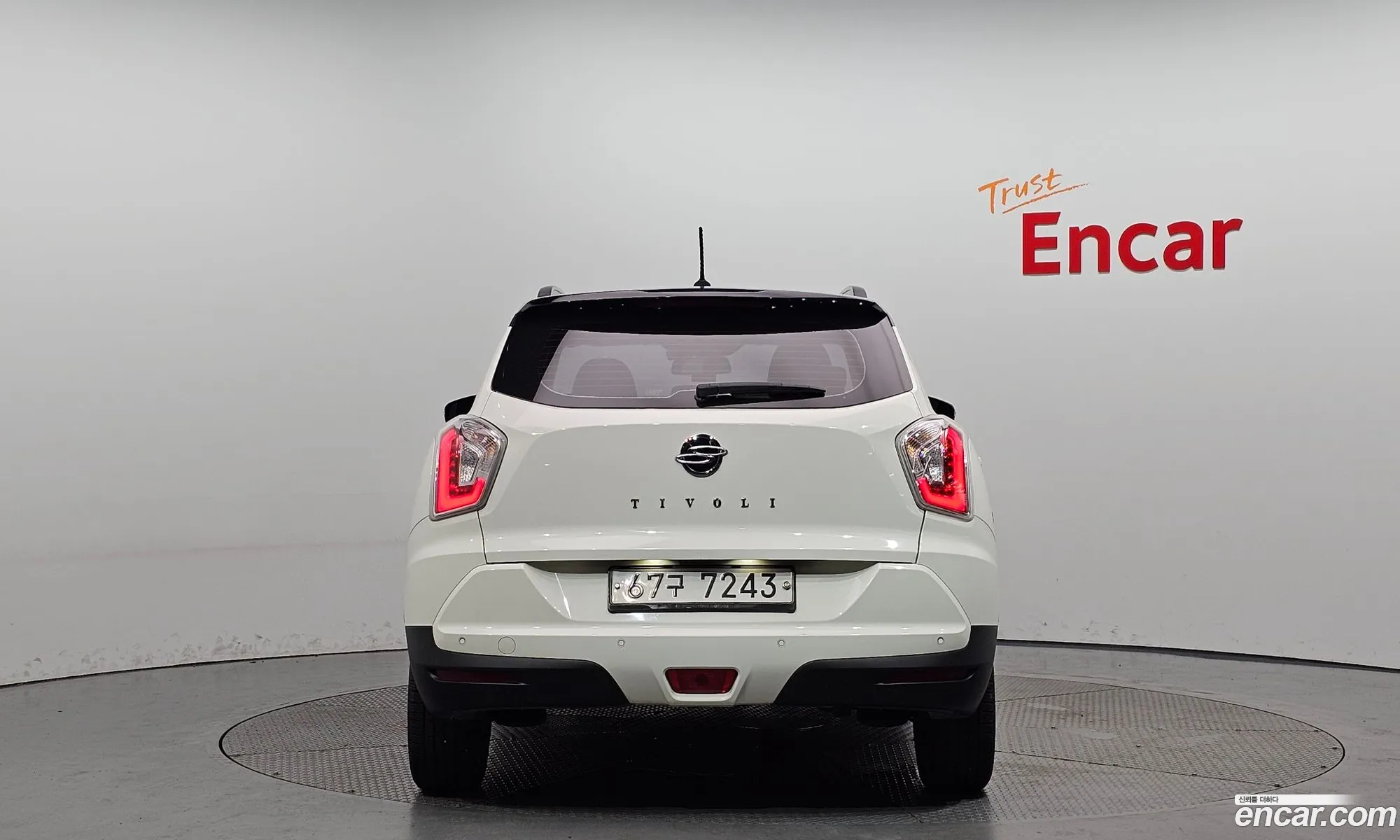 Kg Mobility Ssangyong Tivoli Diesel Lx 2Wd - фотография 7193242