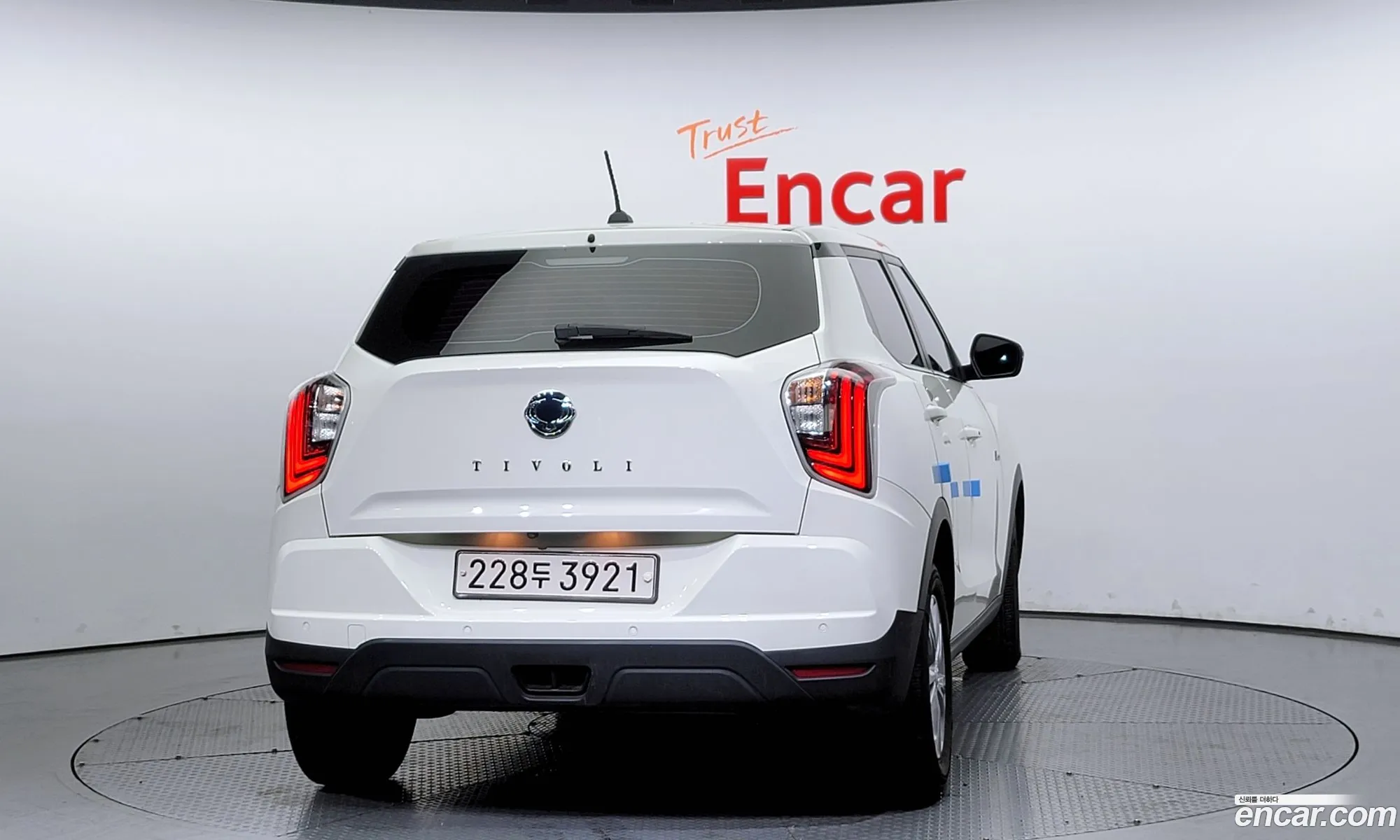 Kg Mobility Ssangyong Very New Tivoli Gasoline 15 2Wd V1 - фотография 8372501