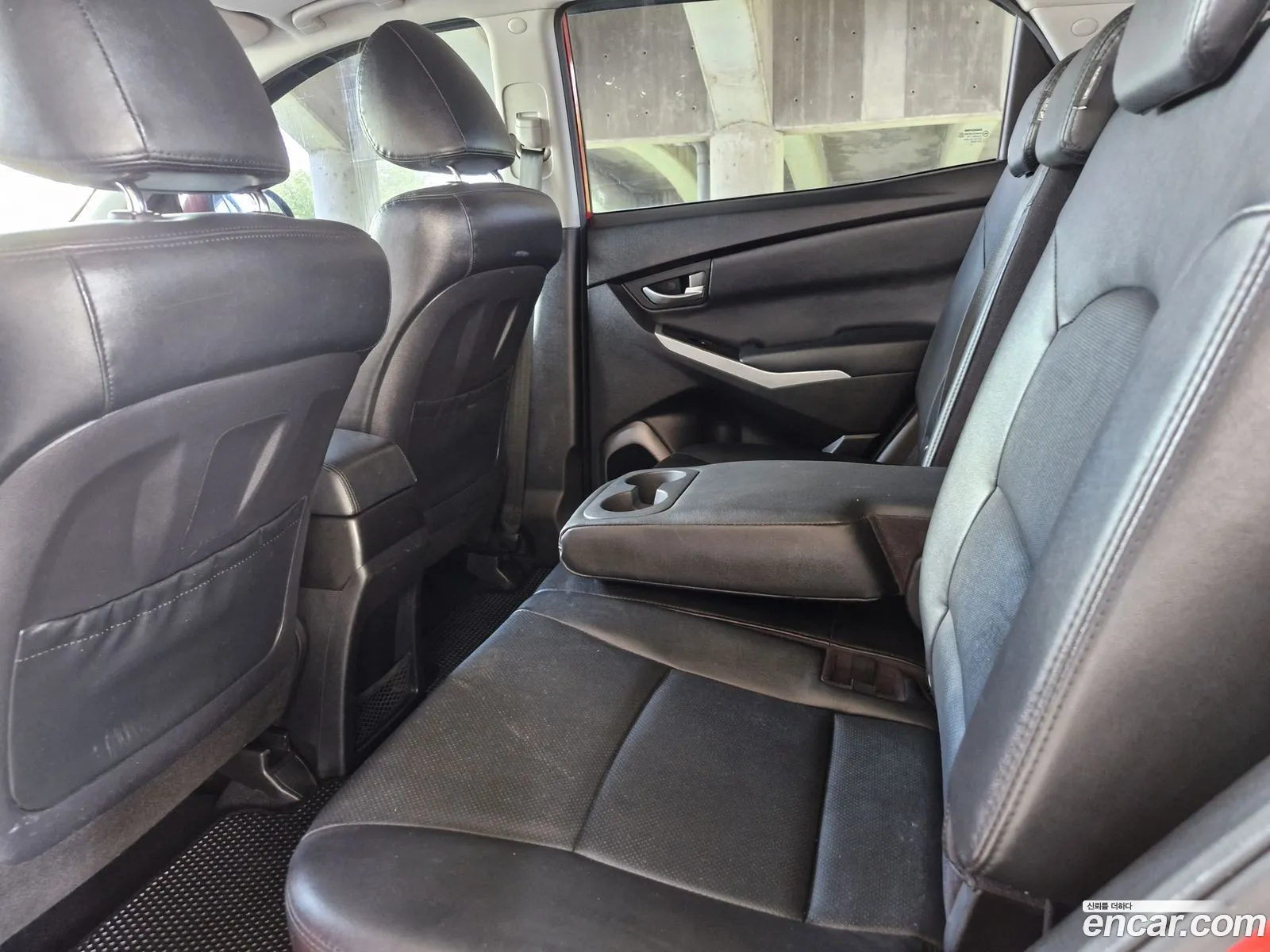 Kg Mobility Ssangyong New Korando C 20 Cvt 4Wd Top-Of-The-Line Model - фотография 7883374