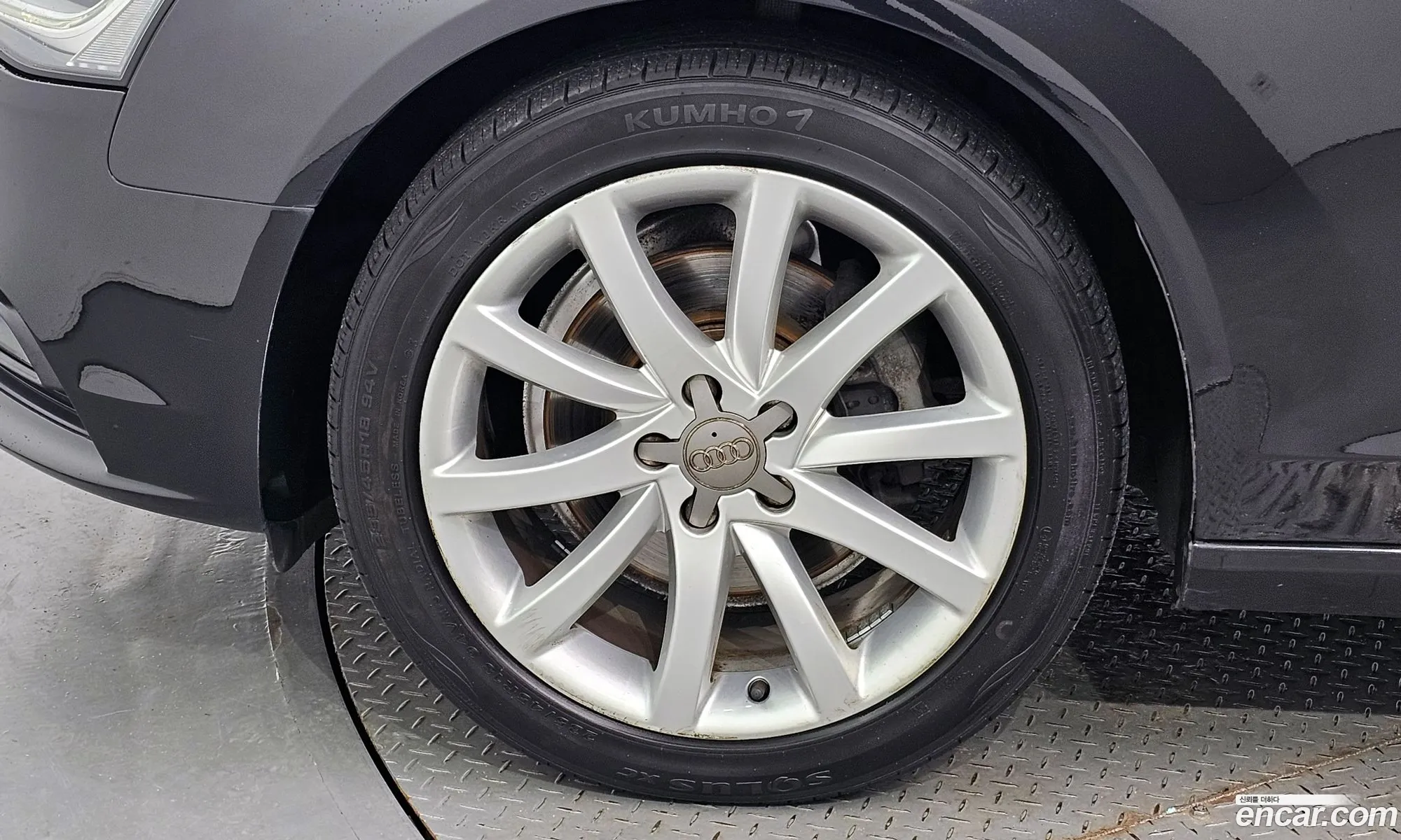 Audi New A4 20 Tdi Dynamic B8 - фотография 1181280