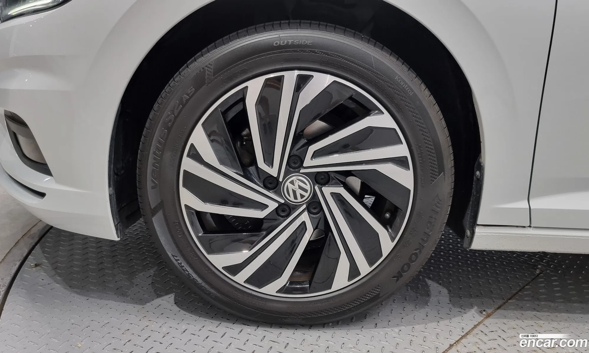 Volkswagen Jetta 7Th Generation 14 Tsi Prestige - фотография 8558482
