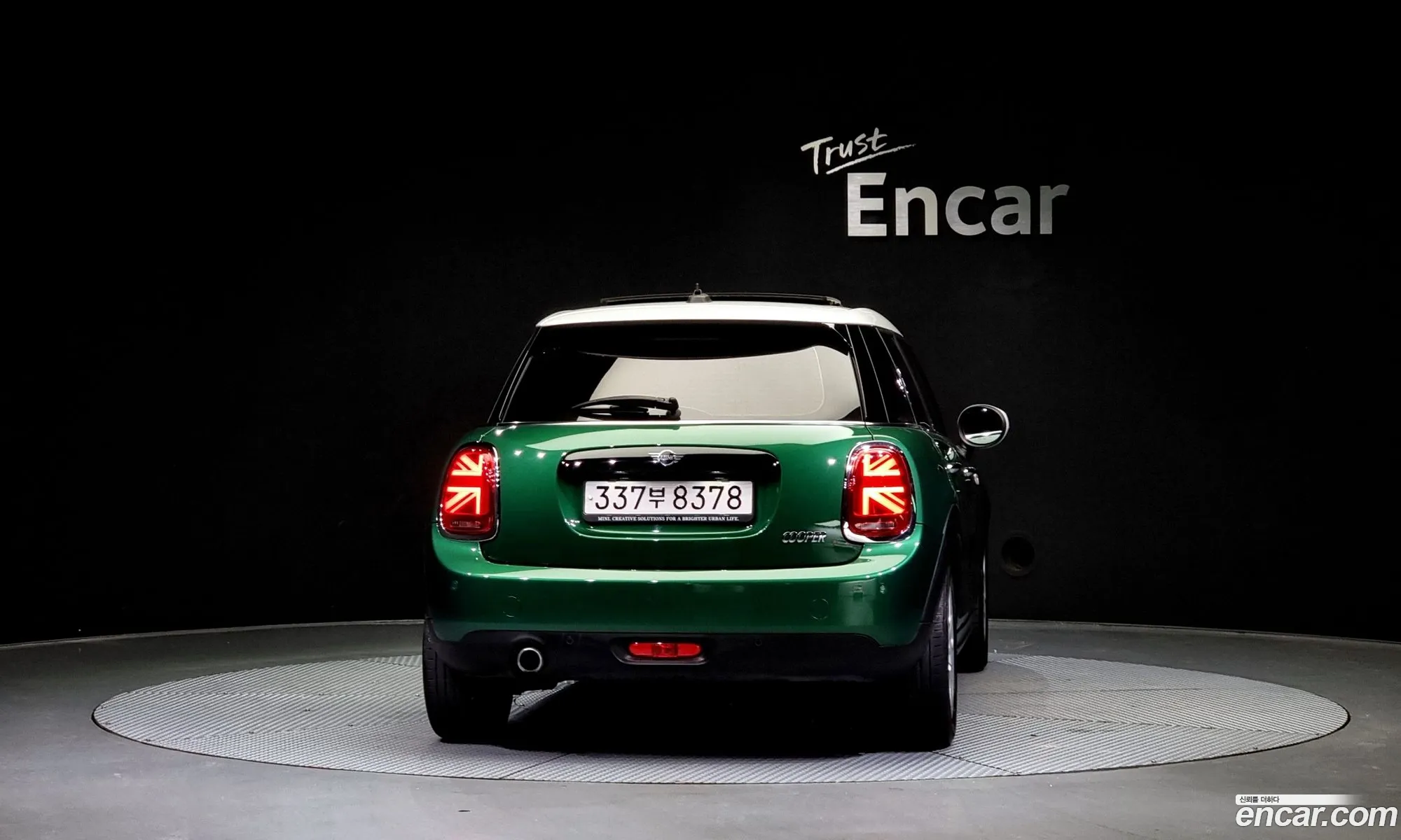 Mini Cooper 5-Door High 3Rd Generation - фотография 1029368