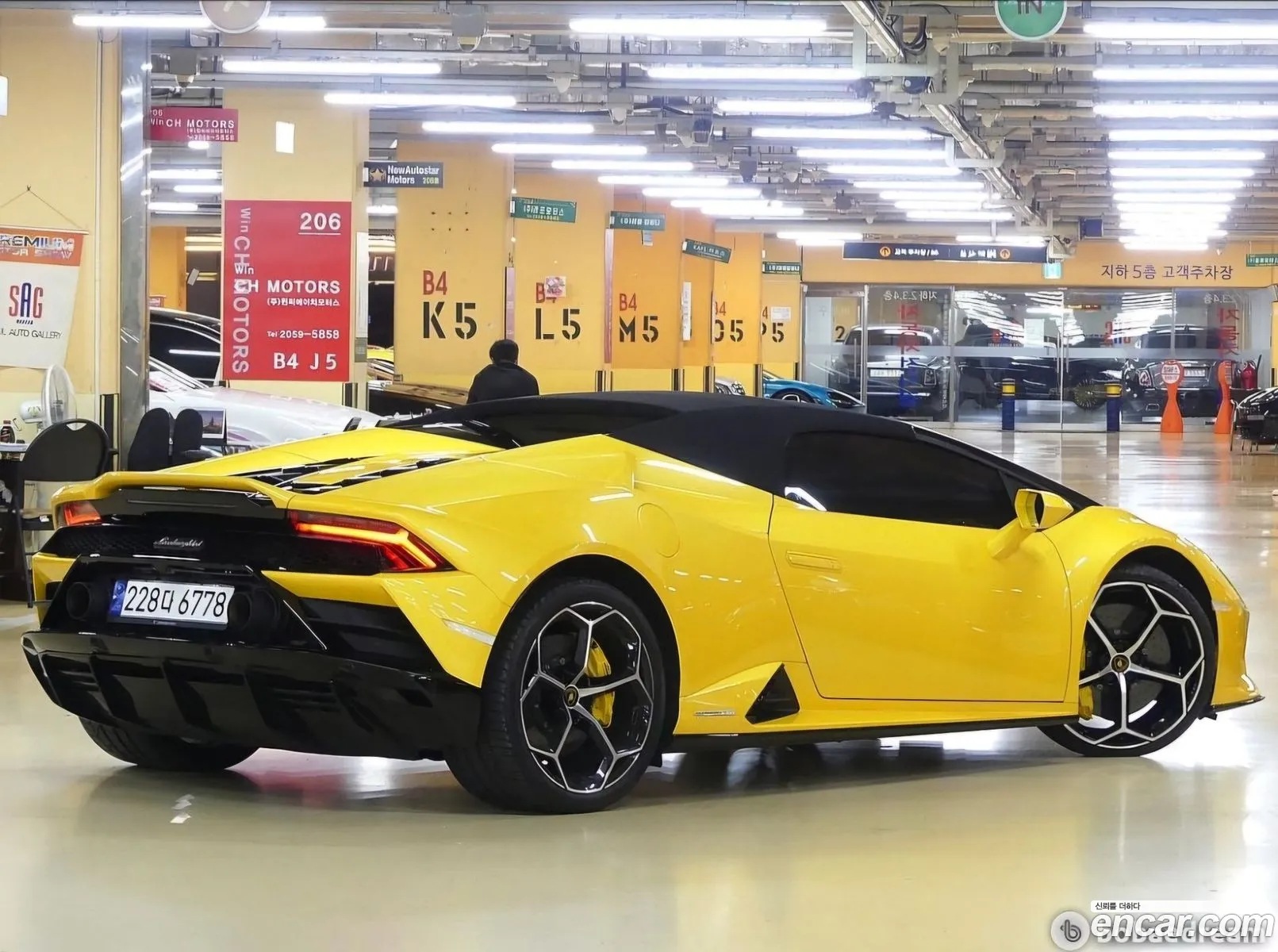 Lamborghini Huracan Lp640-4 Evo Spyder - фотография 3748942