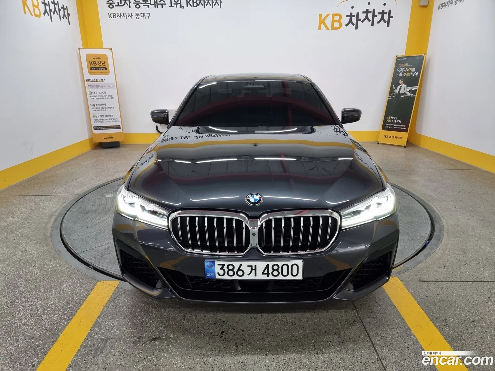 BMW 5 Series G30 523D ​​xDrive M Sports - фотография 4872577