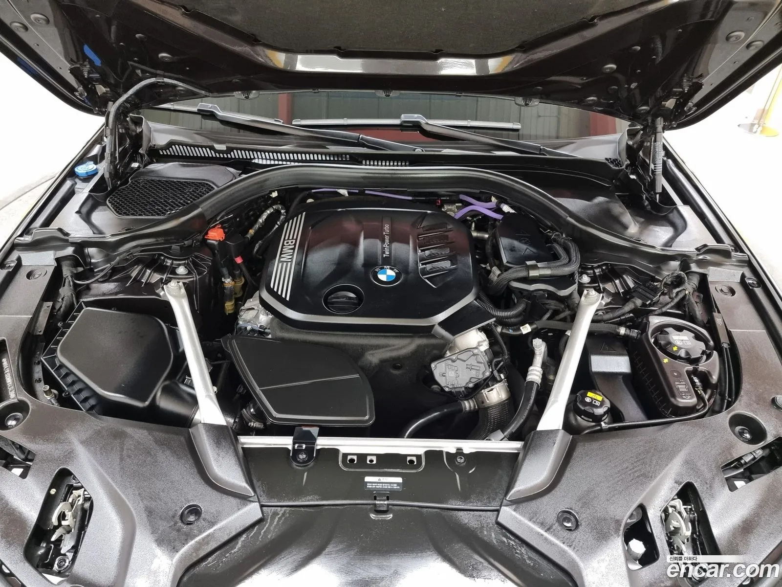 BMW 5 Series G30 523D ​​xDrive M Sports - фотография 4872580