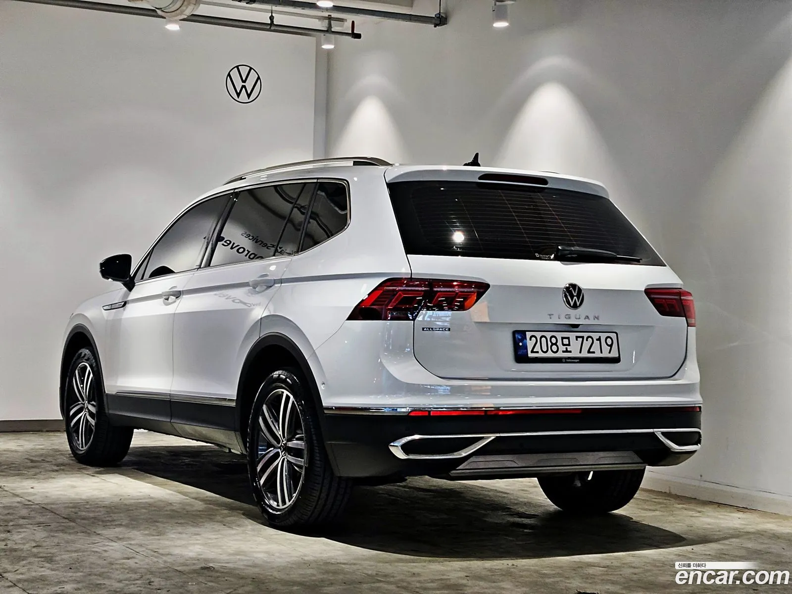 Volkswagen Tiguan Allspace 20 Tsi Prestige - фотография 12487049