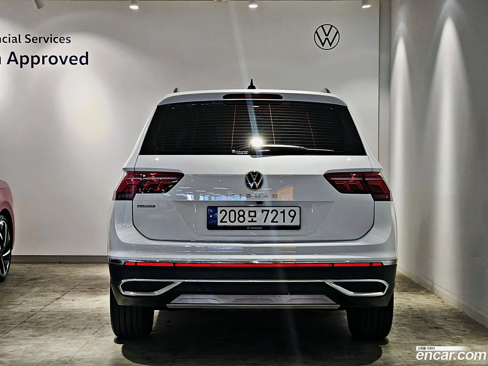 Volkswagen Tiguan Allspace 20 Tsi Prestige - фотография 12487051
