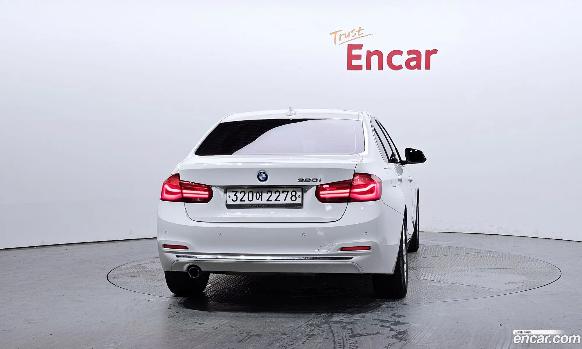 BMW 3 Series F30 320I Luxury - фотография 12367849