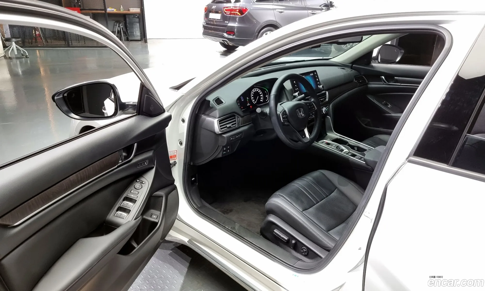 Korex Auto Trade - фотография 11995209