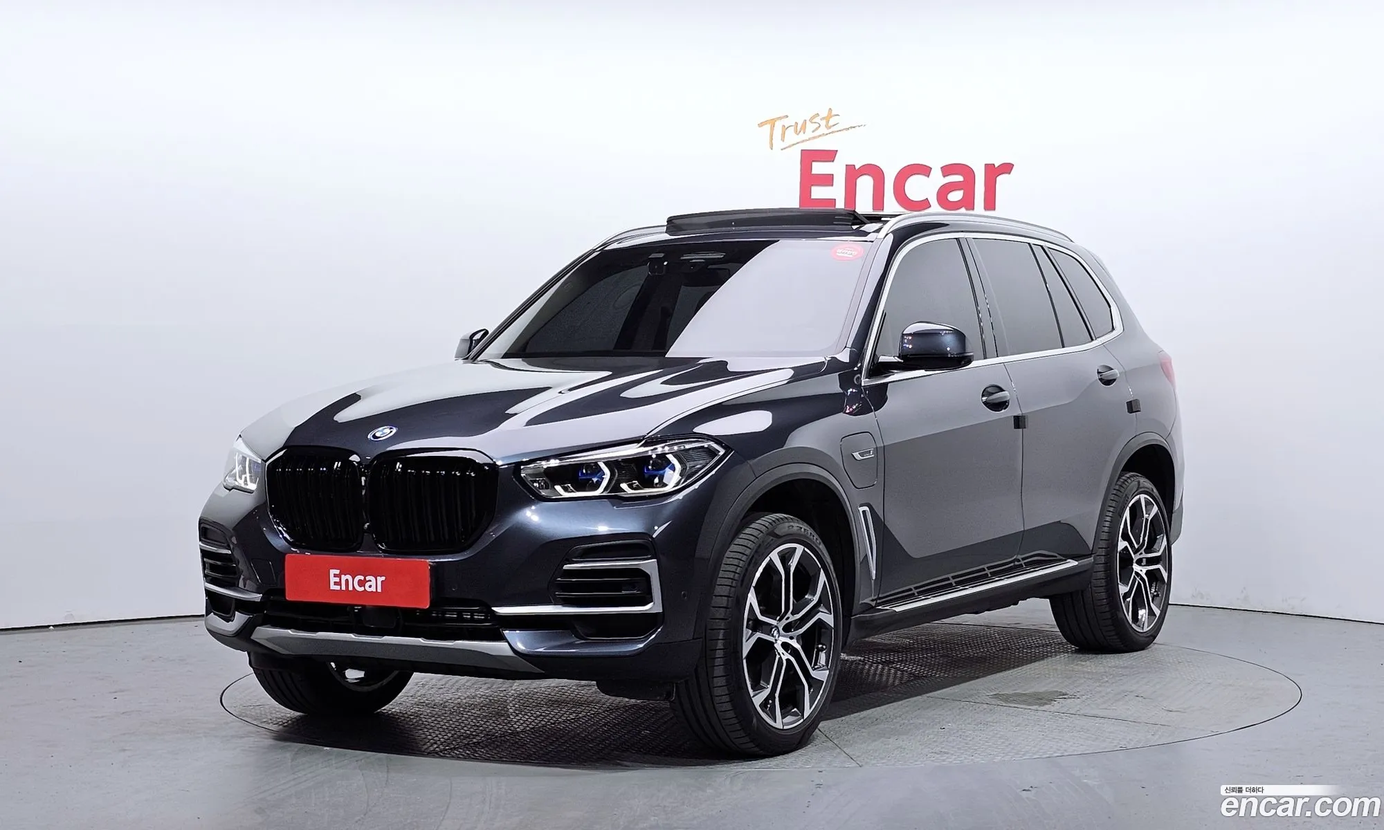 BMW X5 G05 xDrive 45E Xline - фотография 12367822