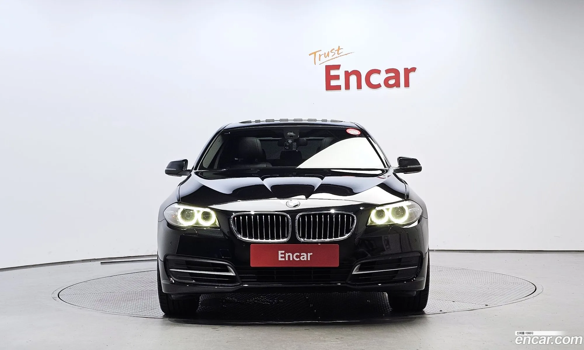 BMW 5 Series F10 528I - фотография 12367812