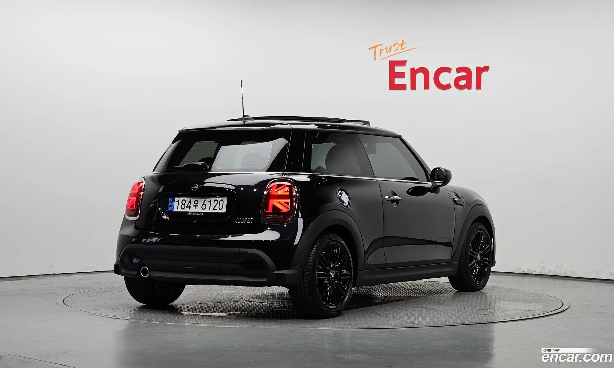 Mini Cooper Classic Plus 3Rd Generation - фотография 1029914