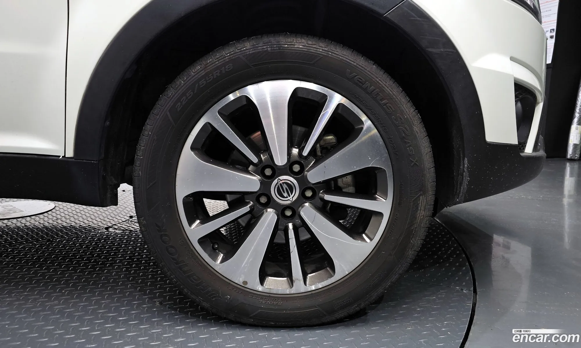 Kg Mobility Ssangyong New Korando C 20 Cvt 2Wd High-End Model - фотография 6340840