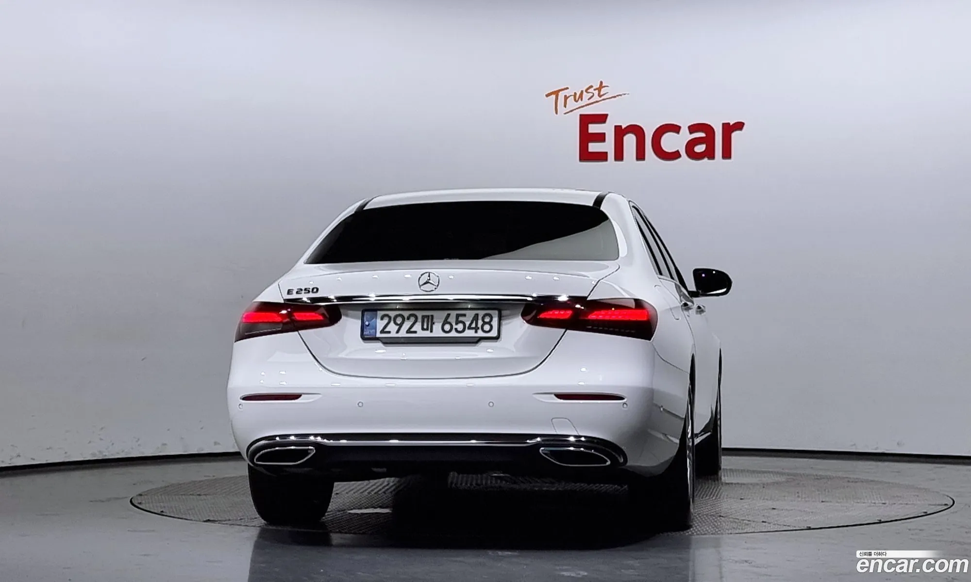 Mercedes E-Class W213 E250 Exclusive - фотография 19180092