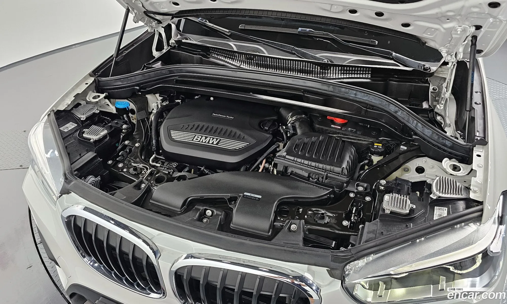 BMW X1 F48 xDrive 18D Joy - фотография 18299020