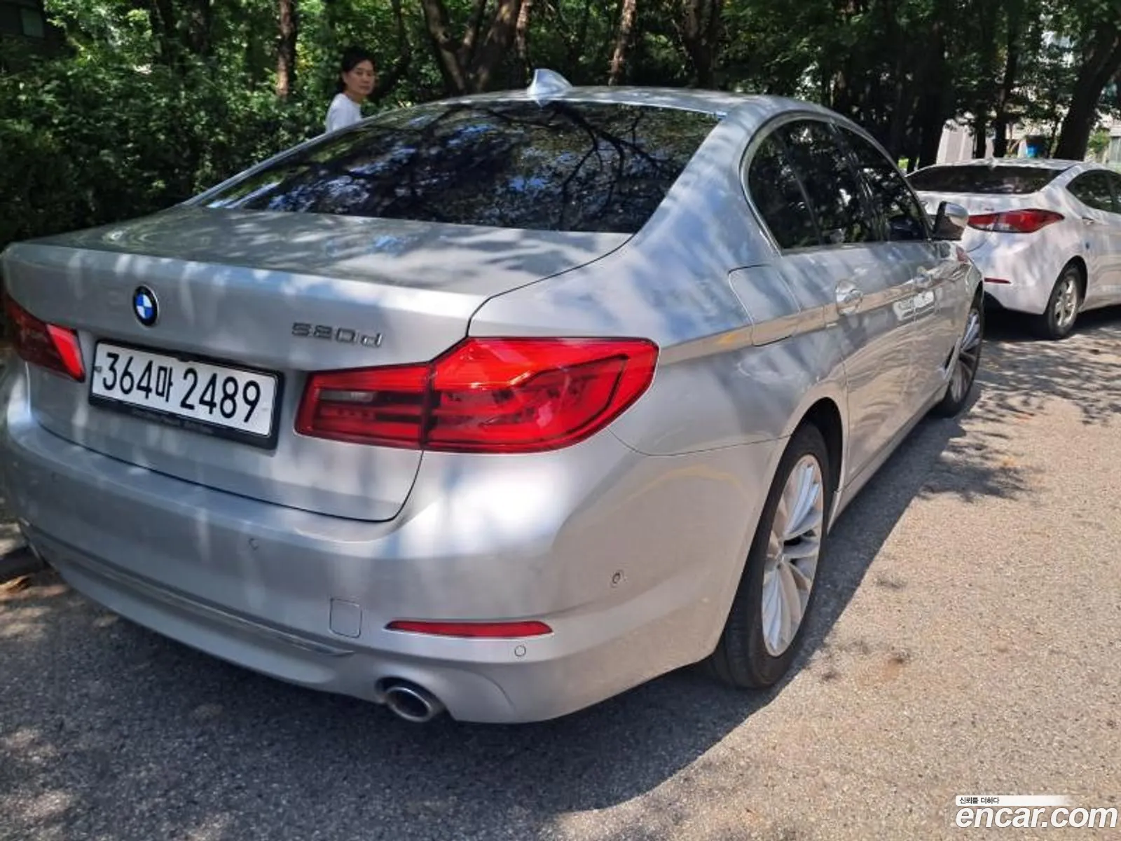 BMW 5 Series G30 520D Luxury Plus - фотография 4867351