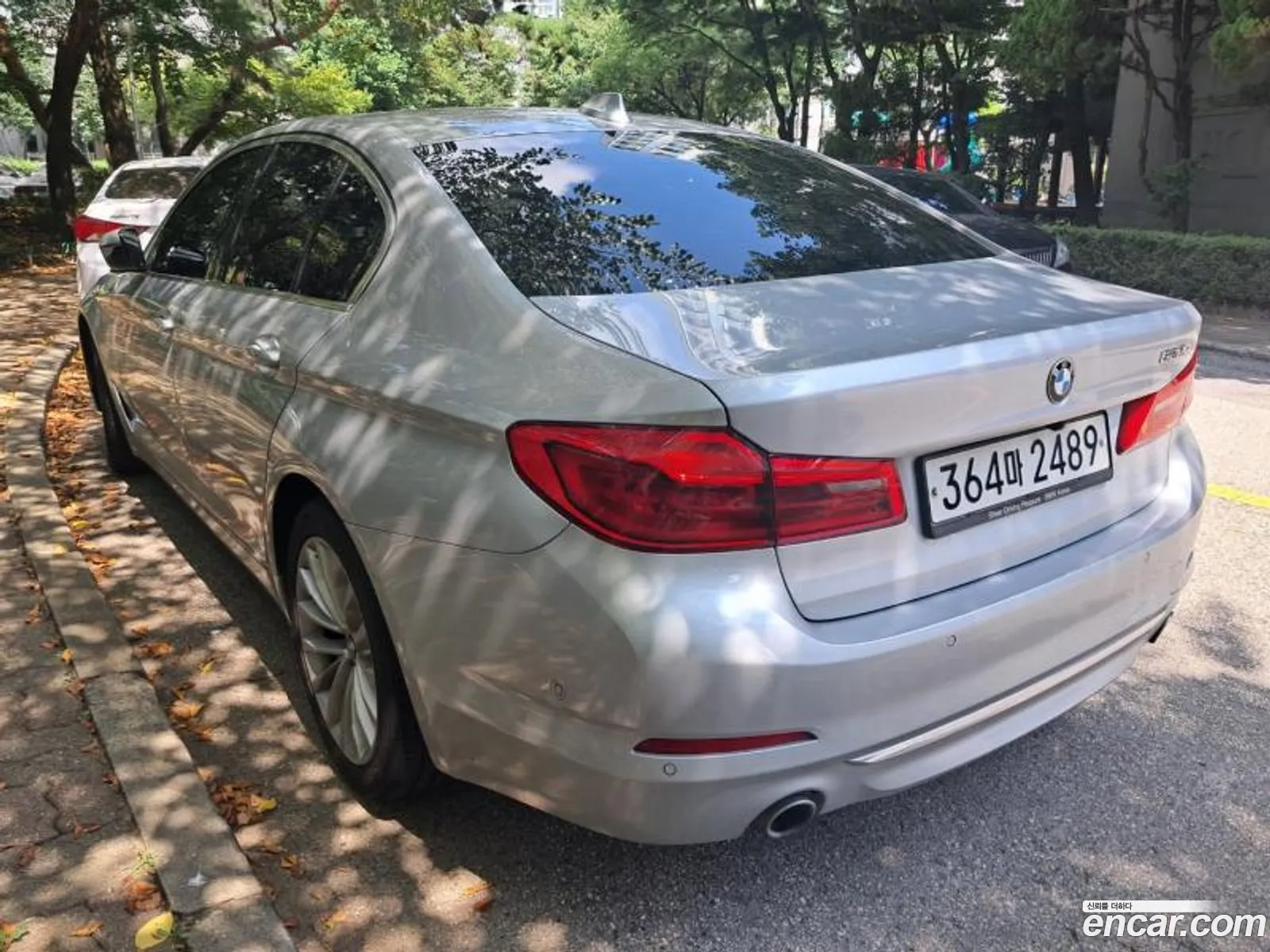 BMW 5 Series G30 520D Luxury Plus - фотография 4867353