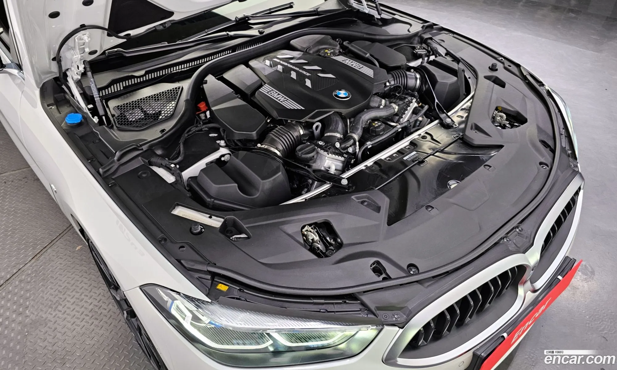 BMW 8 Series G15 M850I ​​xDrive Gran Coupe - фотография 4867341
