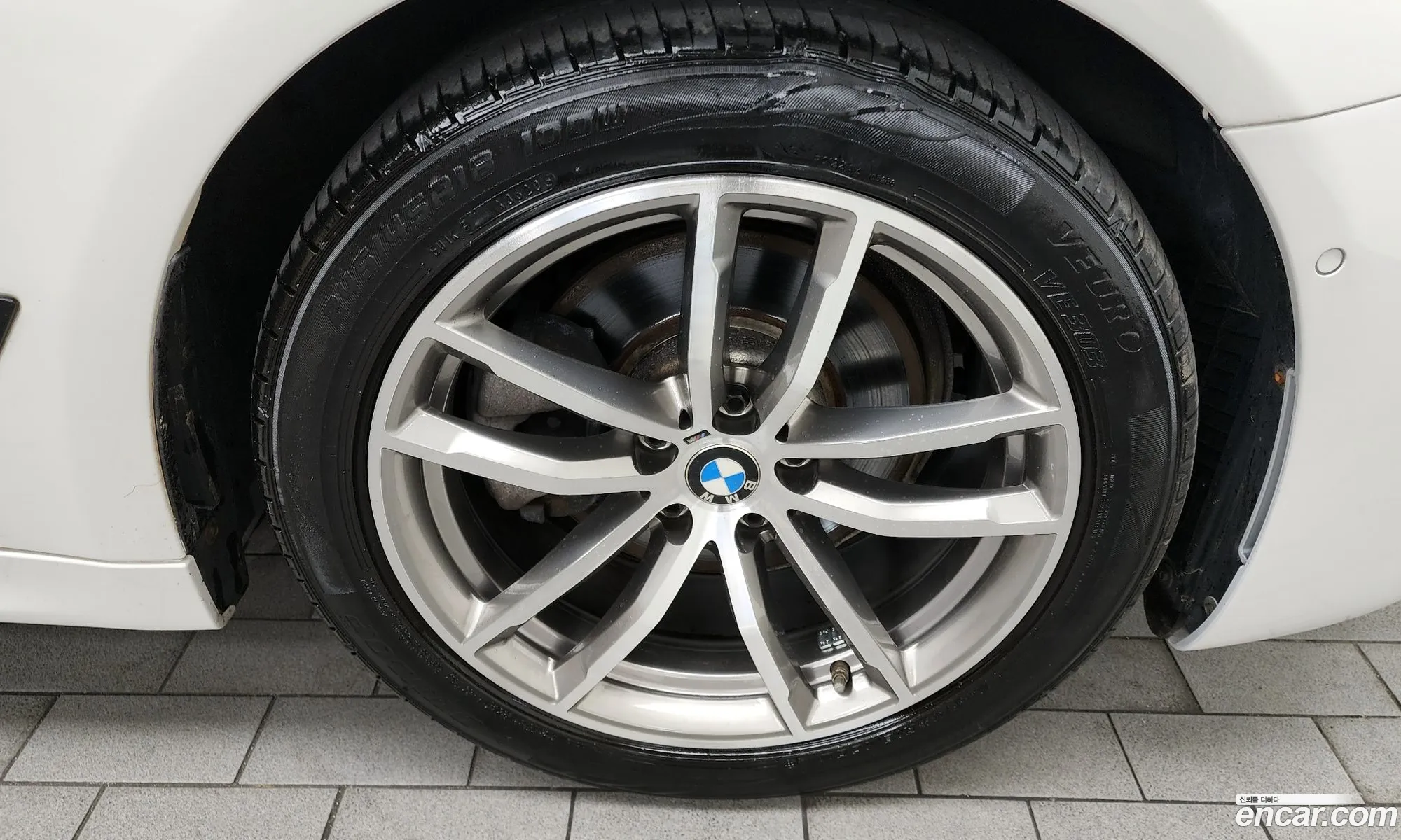 BMW 5 Series G30 520D xDrive M Sport Plus - фотография 18422336