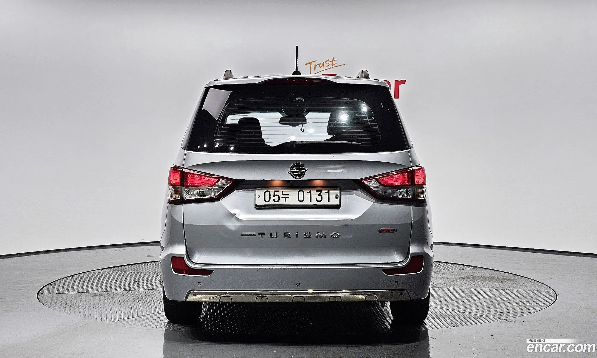 Kg Mobility Ssangyong Korando Turismo 4Wd Rx 9-Seater - фотография 7126676