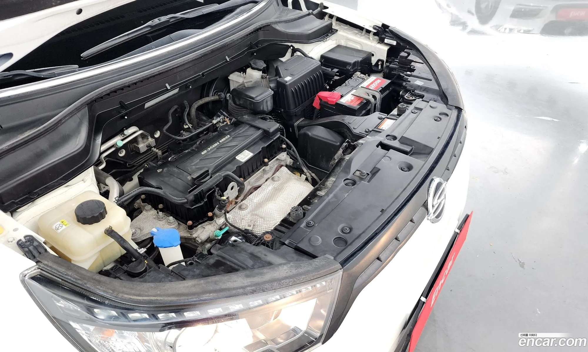 Kg Mobility Ssangyong Tivoli Lx 2Wd Luxury Model - фотография 8342404