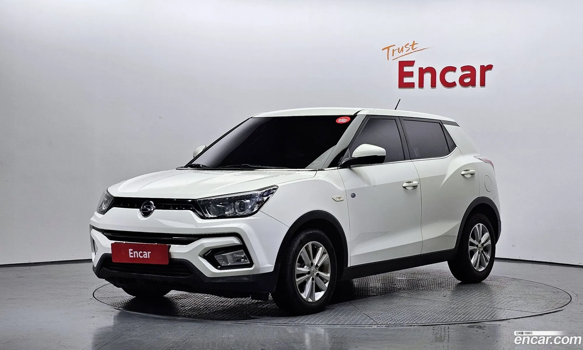 Kg Mobility Ssangyong Tivoli Armor Diesel Tx 2Wd - фотография 8336503