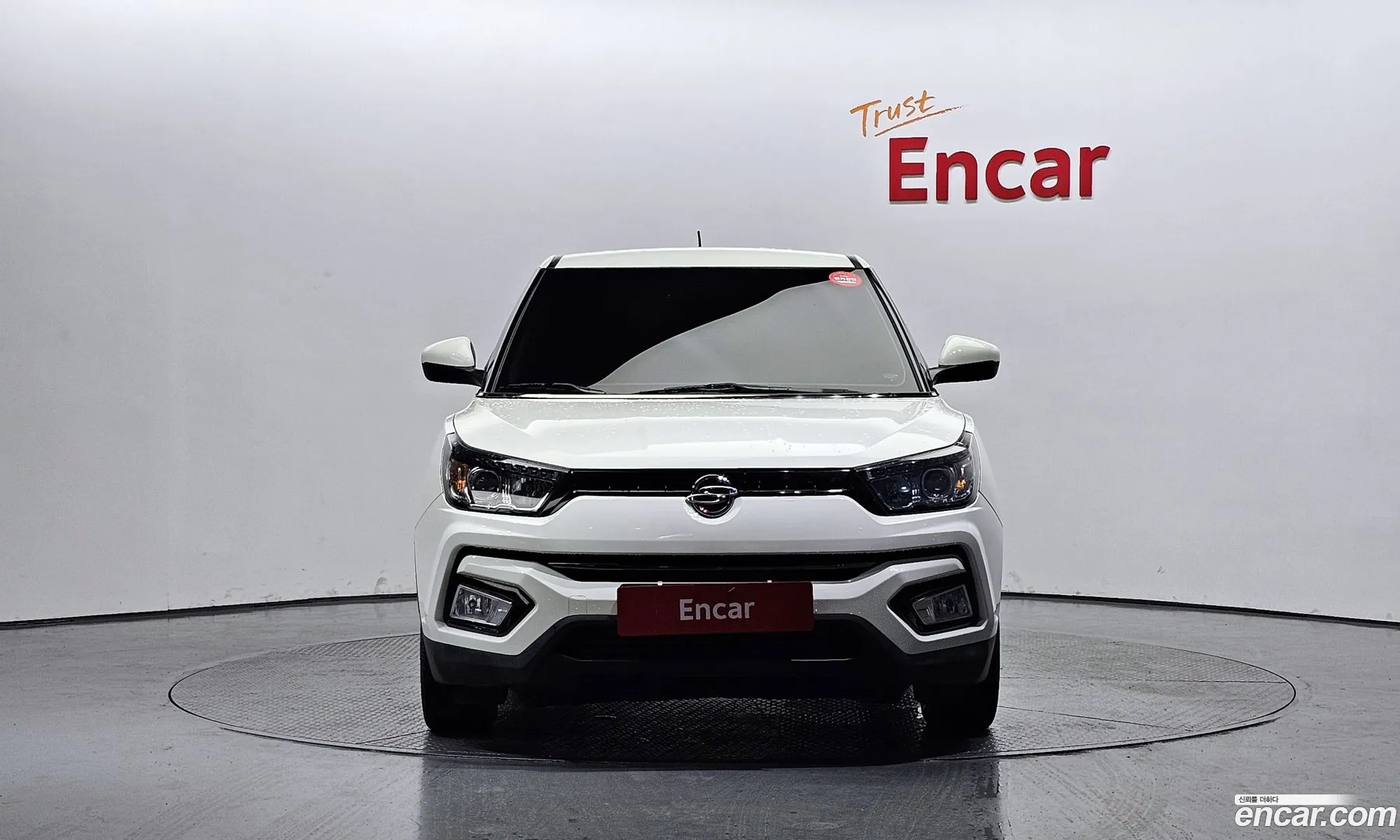 Kg Mobility Ssangyong Tivoli Armor Diesel Tx 2Wd - фотография 8336506