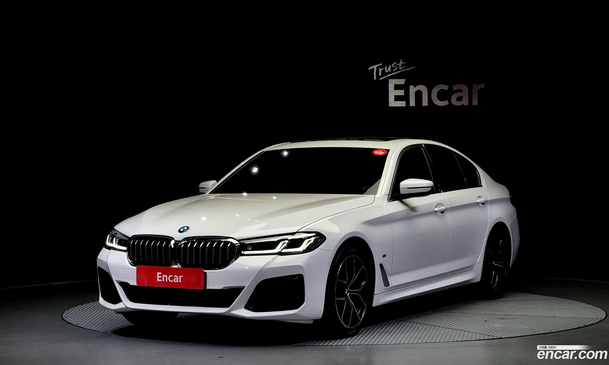BMW 5 Series G30 530I xDrive M Sports - фотография 5180462