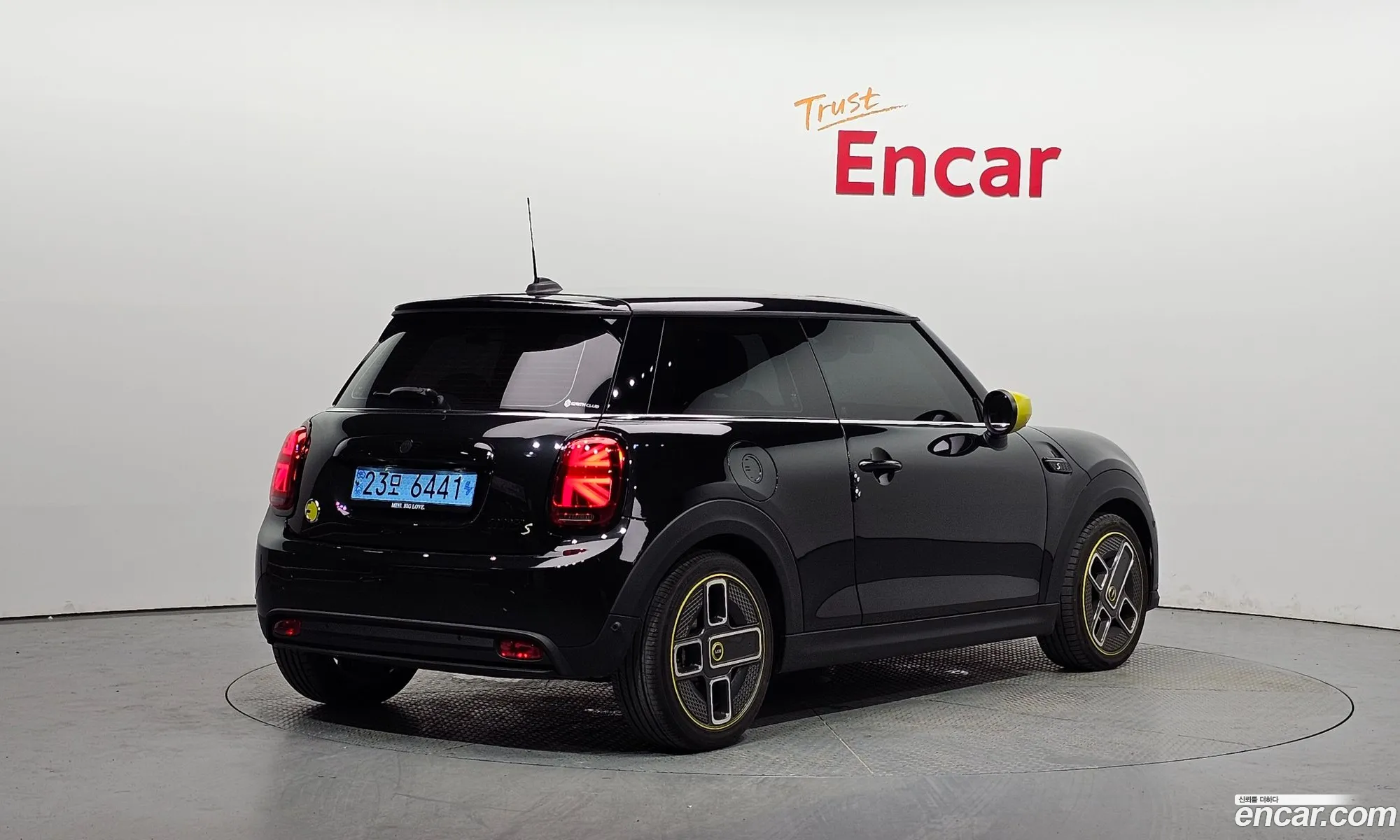 Mini Cooper Electric Se Electric 1St Generation - фотография 1029878